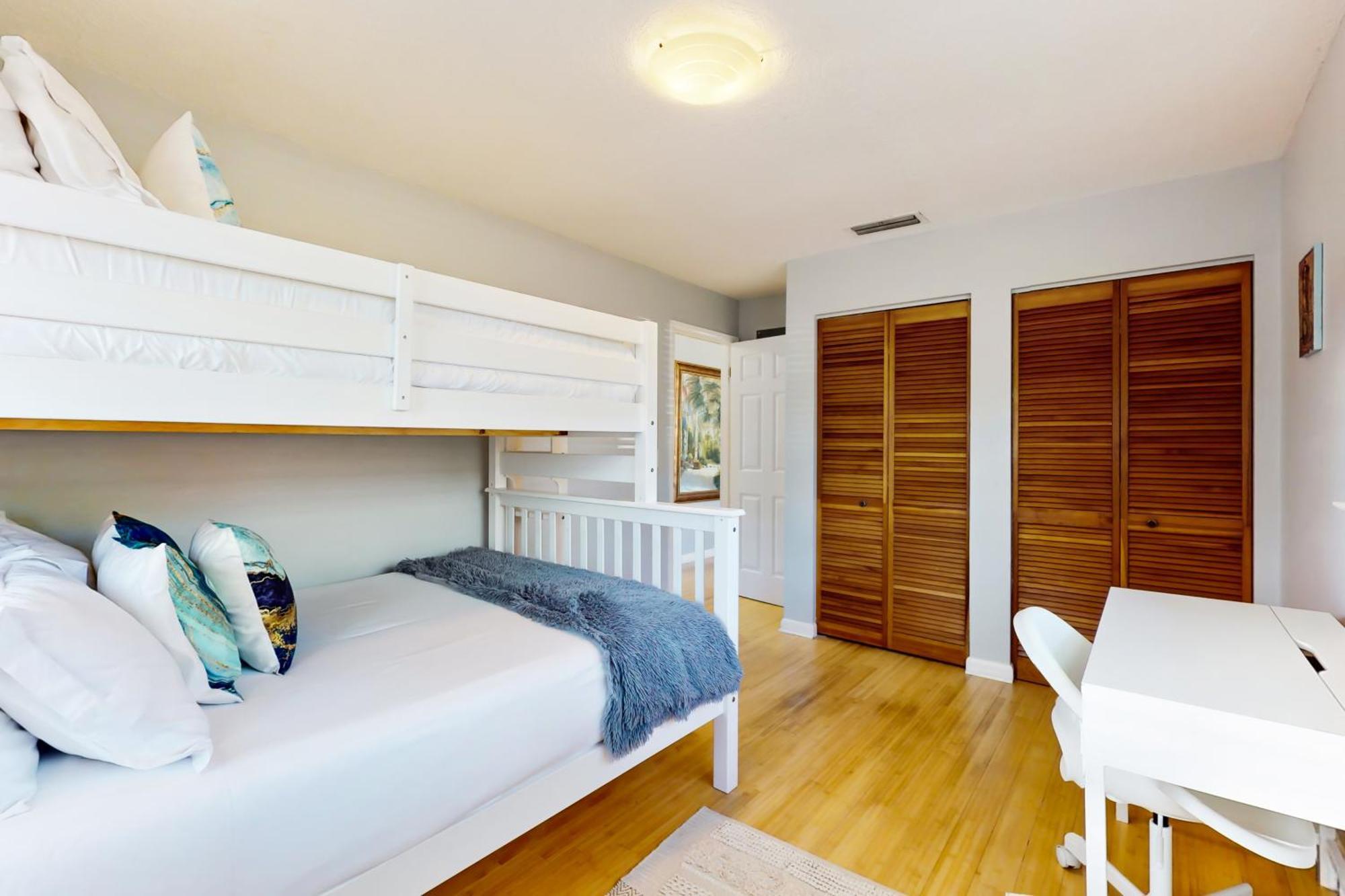 Sunset Breeze Villa Butler Beach Esterno foto